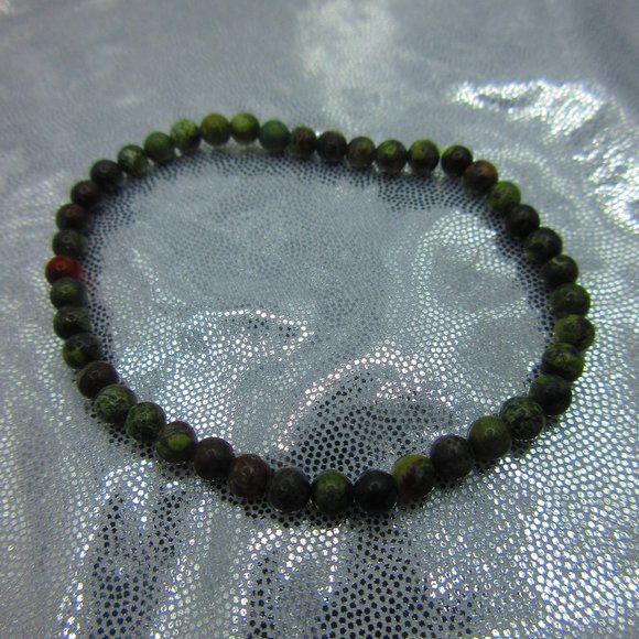 Dragon Bloodstone 4mm Round 7" Stretchy Gemstone Bracelet - Picture 2 of 3